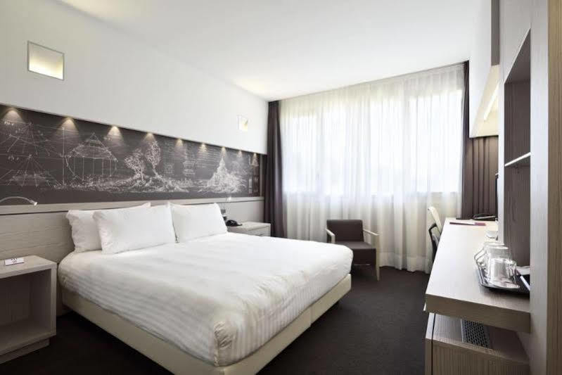 Unahotels Bologna San Lazzaro サン・ラッザロ・ディ・サーヴェナ エクステリア 写真